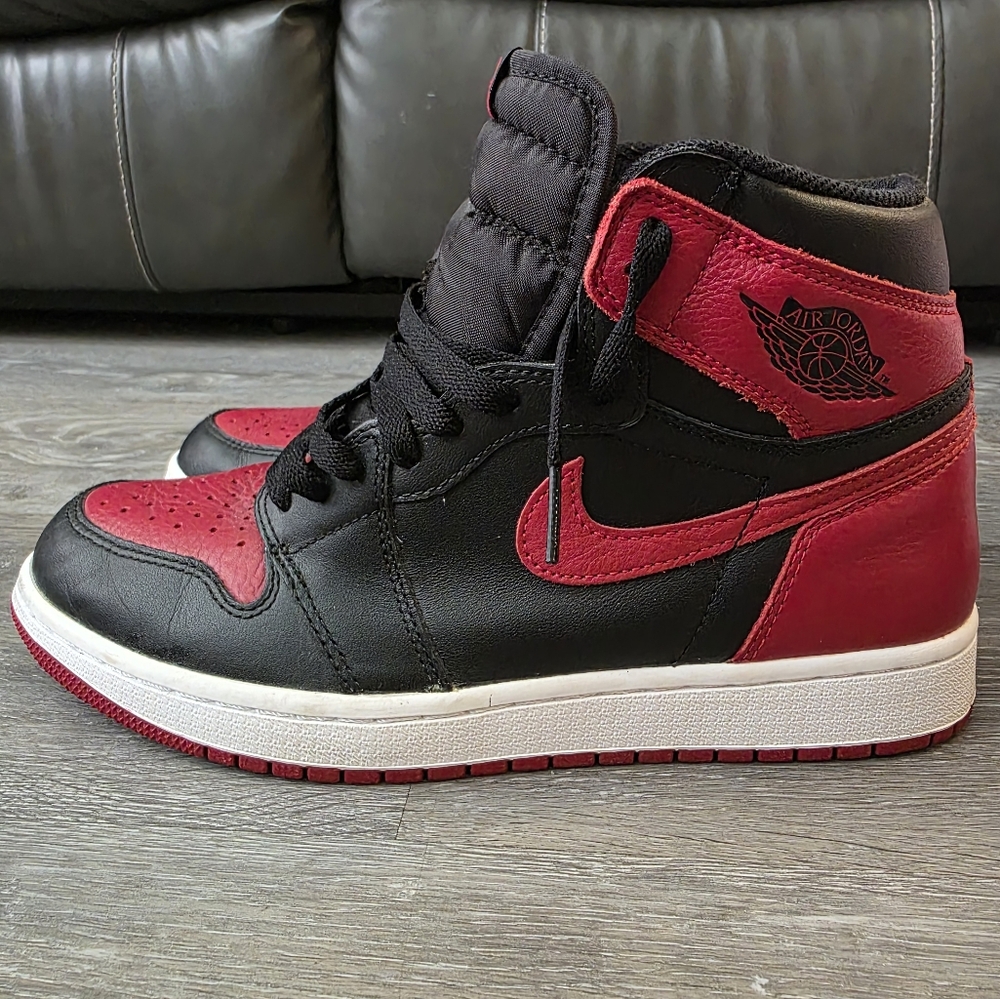 2016 Jordan 1 Retros High OG Men's Black and Red Sneakers